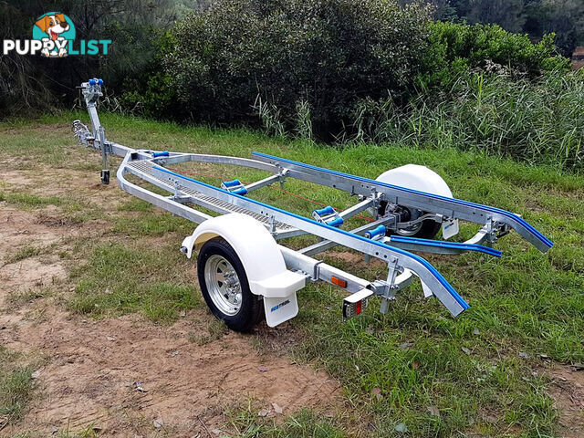 GAL BOAT TRAILER TO SUIT UP TO A 5.35 mt ALUMINIUM HULL TARE 280 kg ATM 1190 kg BRAKED 