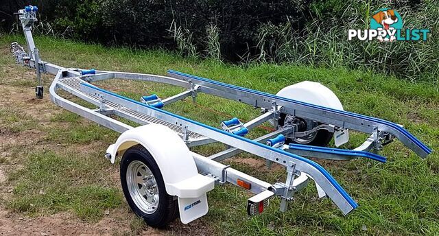 GAL BOAT TRAILER TO SUIT UP TO A 5.35 mt ALUMINIUM HULL TARE 280 kg ATM 1190 kg BRAKED 