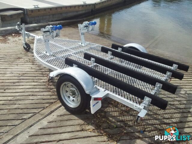 DOUBLE STAND UP PWC GAL TRAILER UP TO 3.95 mt TARE 260 kg ATM 749 kg