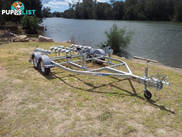 DOUBLE JET SKI TRAILER TANDEM AXLE TO SUIT 2 JET SKI'S FULLY GALVANISED CHASSIS 