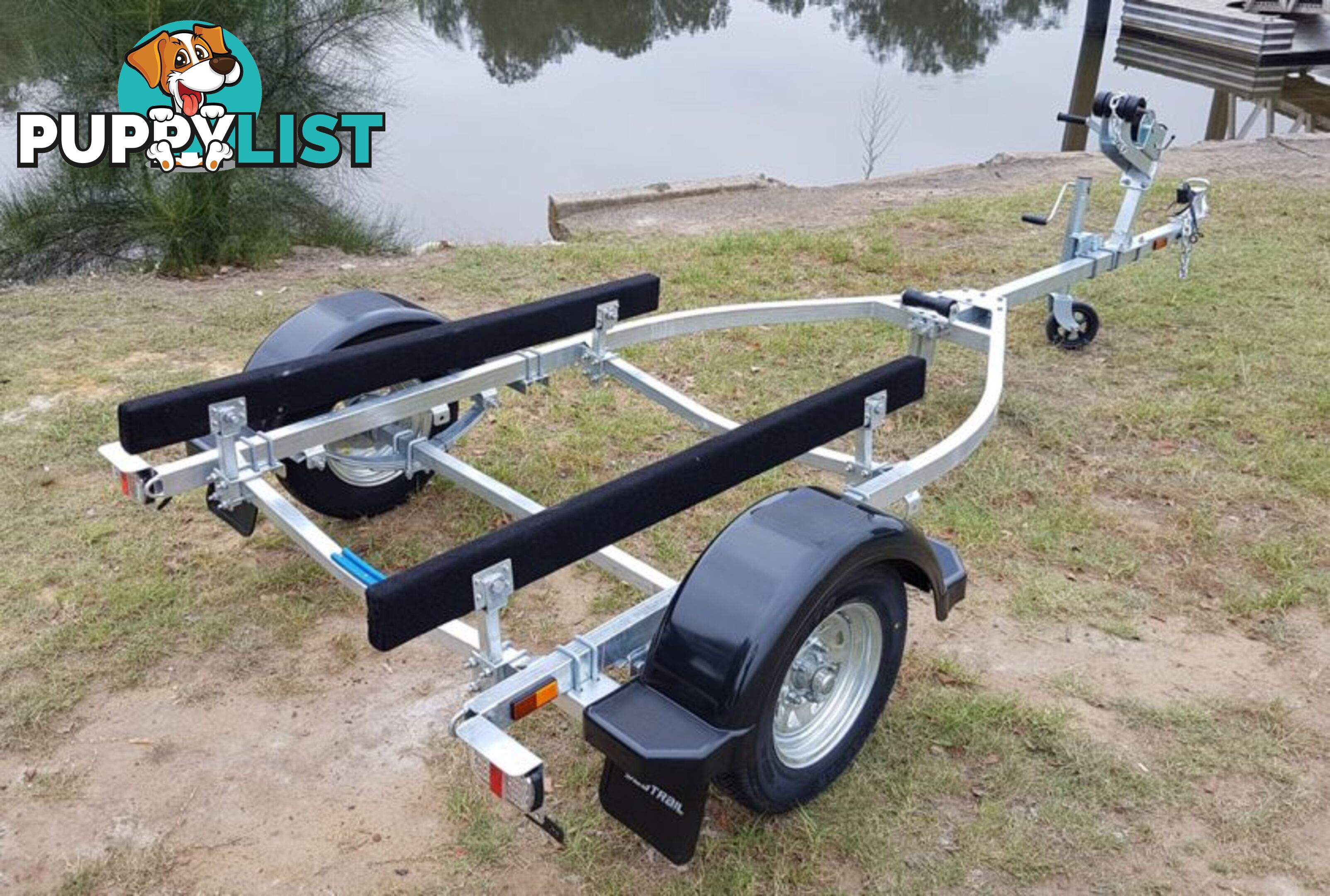 GAL BOAT TRAILER SUITS UP TO 3.95 mt BOAT TARE 140 kg ATM 600 kg 