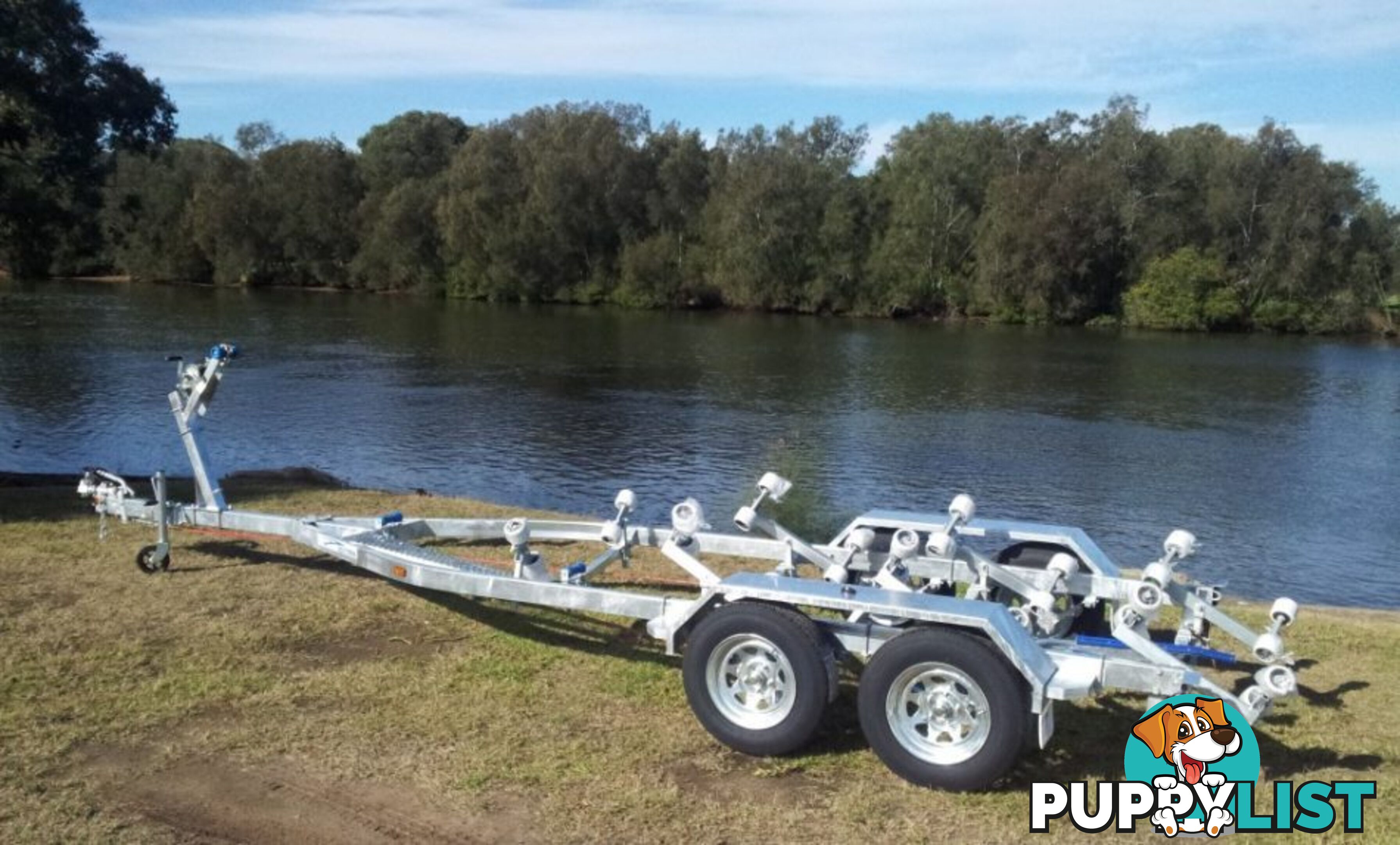 BOAT TRAILER TO SUIT UP TO A 6.6mt FIBREGLASS HULL TANDEM AXLE FULL GALVANISED CHASSIS 