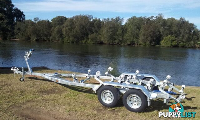 BOAT TRAILER TO SUIT UP TO A 6.6mt FIBREGLASS HULL TANDEM AXLE FULL GALVANISED CHASSIS 