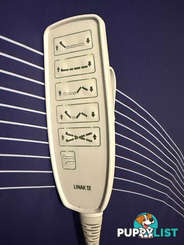 Electric height adjustable bed + mattress