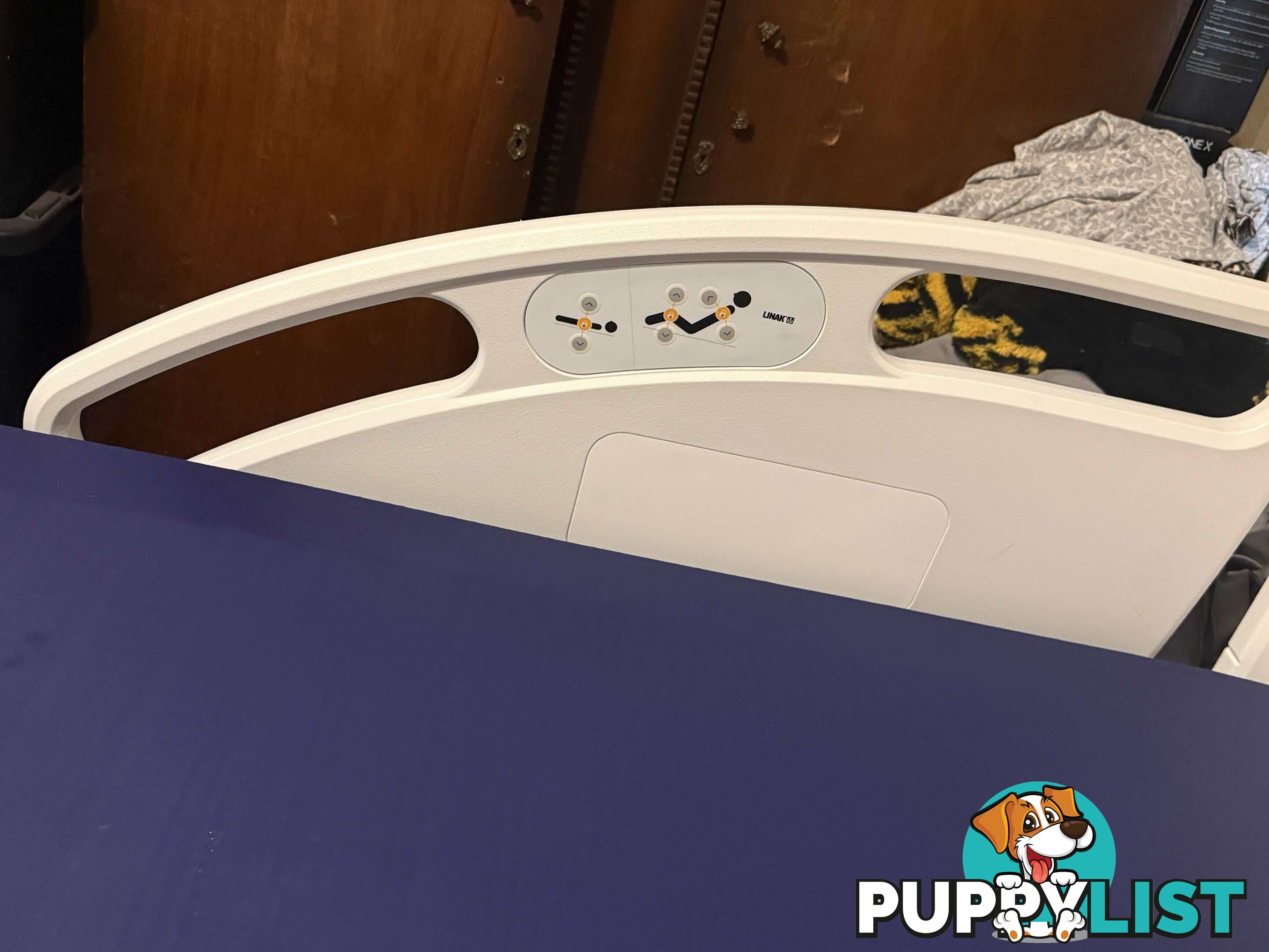 Electric height adjustable bed + mattress