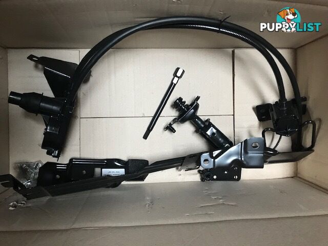 FIAT DUCATO NEW GENUINE SPARE WHEEL CARRIER / HOLDER 07-ONWARDS 1384129080