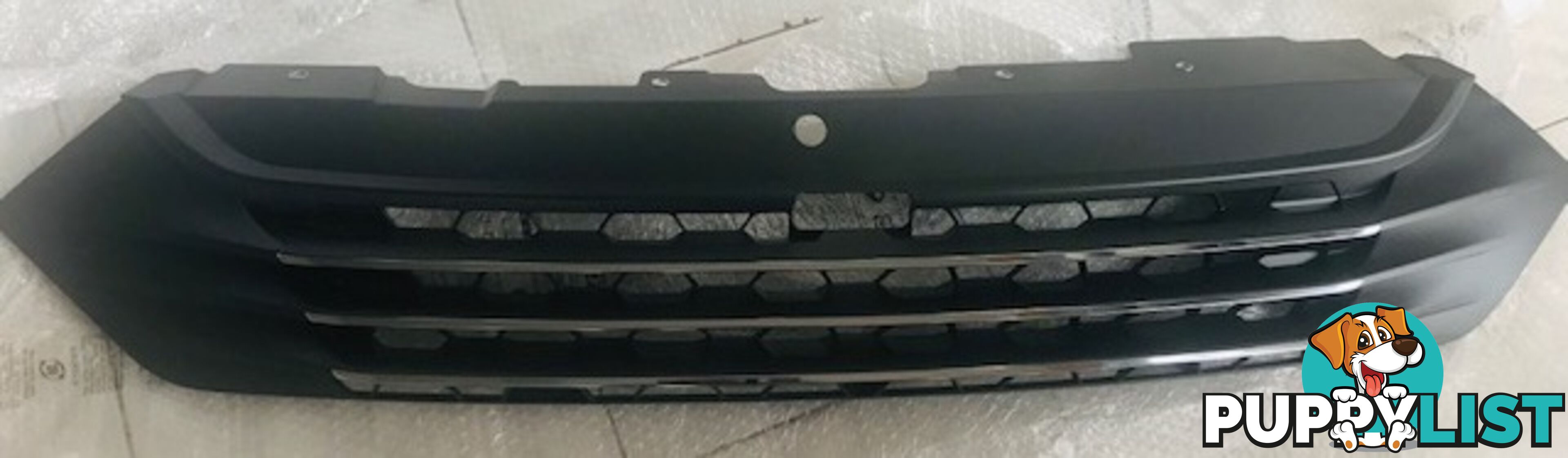 IVECO DAILY FRONT GRILLE GENUINE 5802075842 2018-2019MDL