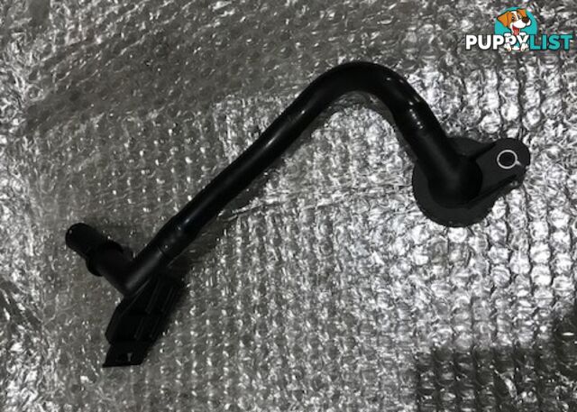 FIAT DUCATO NEW GENUINE PLASTIC WATER PIPE FROM  BLOCK TO HEADER TANK 2.3LTR F1A 07-ON 504102965