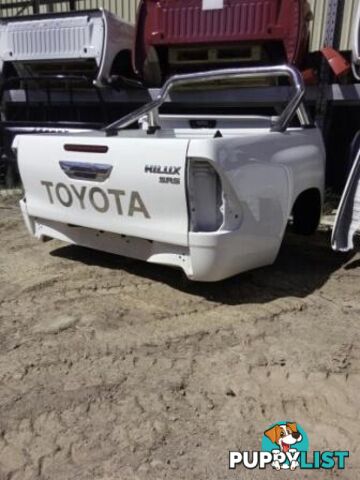 TOYOTA HILUX 15-ON MDL TAIL GATES SR & SR5