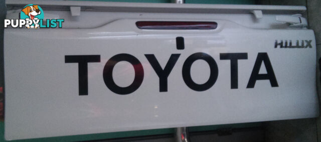 TOYOTA HILUX 15-ON MDL TAIL GATES SR & SR5