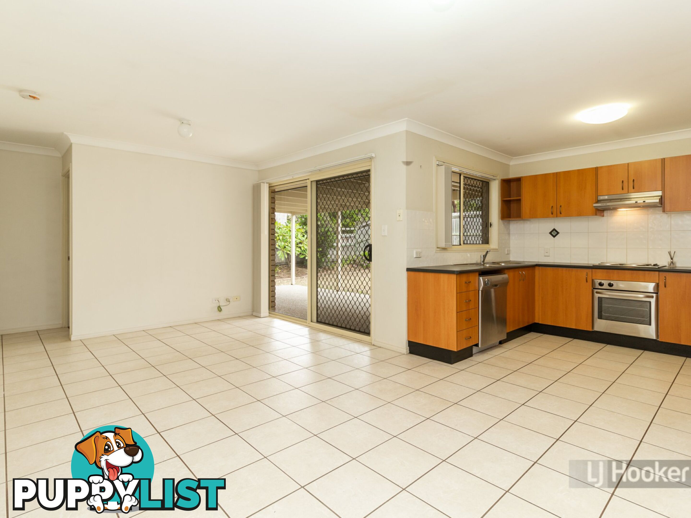 9 Taylor Place FOREST LAKE QLD 4078