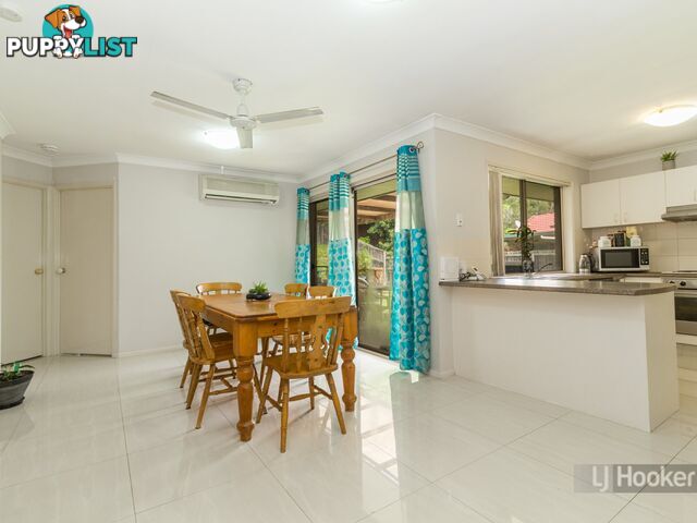 22 Hyde Place FOREST LAKE QLD 4078