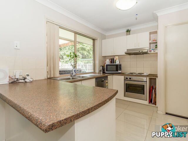 22 Hyde Place FOREST LAKE QLD 4078