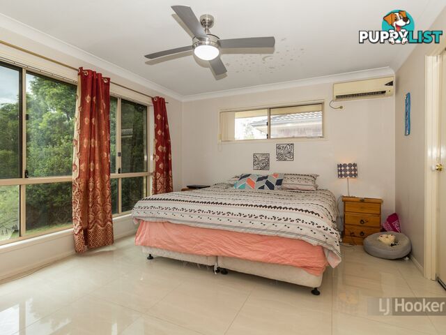 22 Hyde Place FOREST LAKE QLD 4078