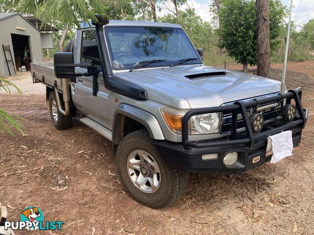 2015 Toyota Landcruiser VDJ79R GXL Ute Manual