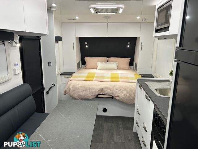 2025 DONWAY VINCENT 18' CD CARAVAN