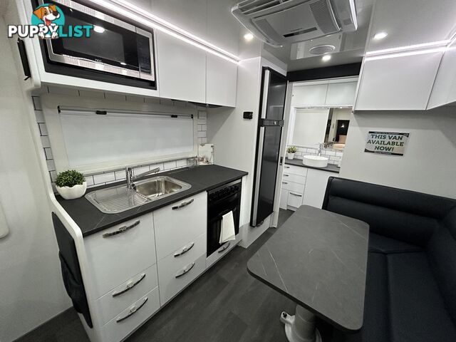 2025 DONWAY VINCENT 18' CD CARAVAN