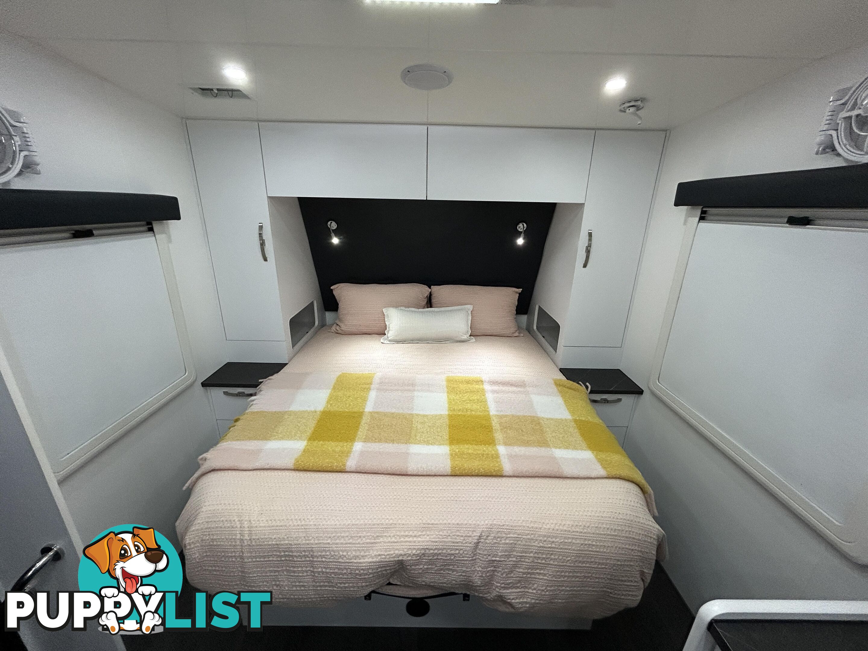 2025 DONWAY VINCENT 18' CD CARAVAN