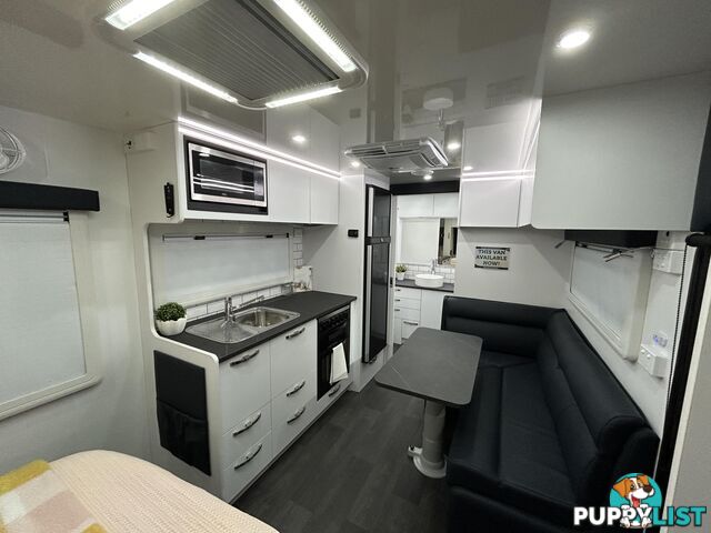 2025 DONWAY VINCENT 18' CD CARAVAN