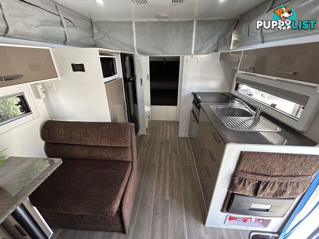 2017 TITAN BLACK HAWK 17Â6 CD POP TOP CARAVAN