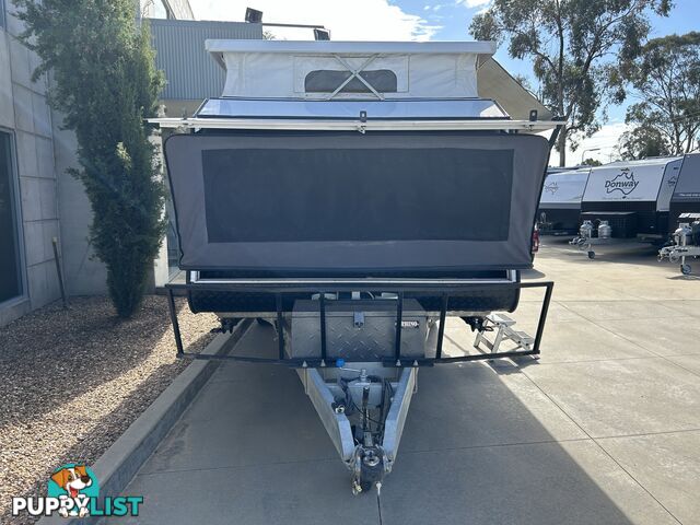 2017 TITAN BLACK HAWK 17Â6 CD POP TOP CARAVAN