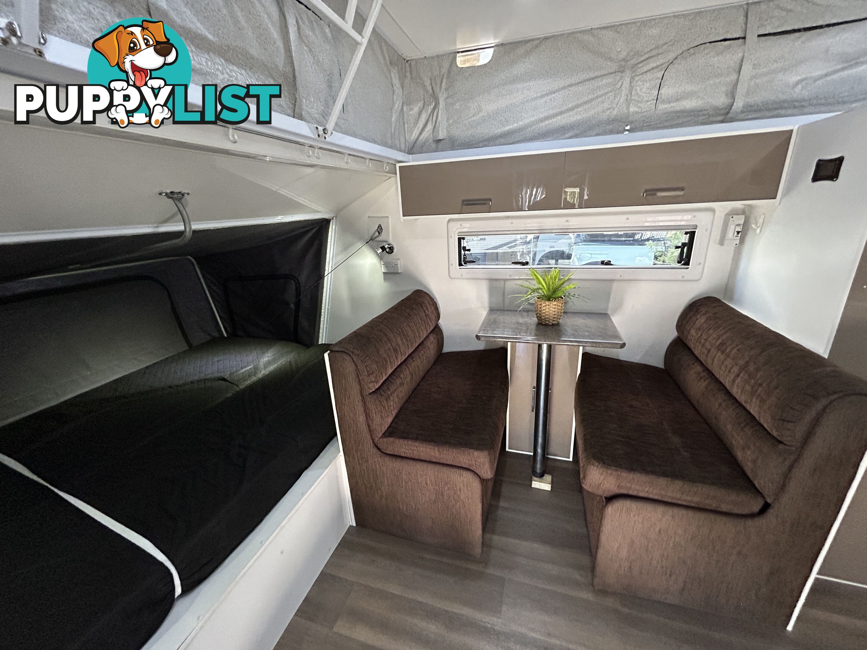 2017 TITAN BLACK HAWK 17Â6 CD POP TOP CARAVAN
