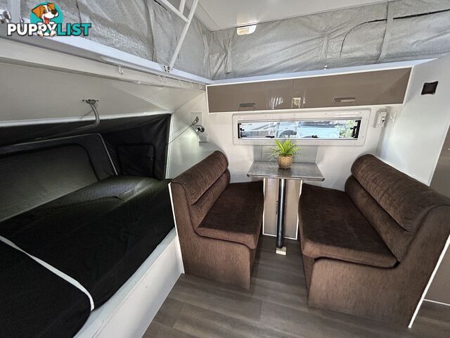 2017 TITAN BLACK HAWK 17Â6 CD POP TOP CARAVAN