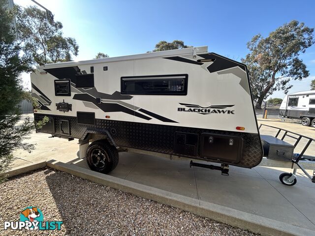 2017 TITAN BLACK HAWK 17Â6 CD POP TOP CARAVAN
