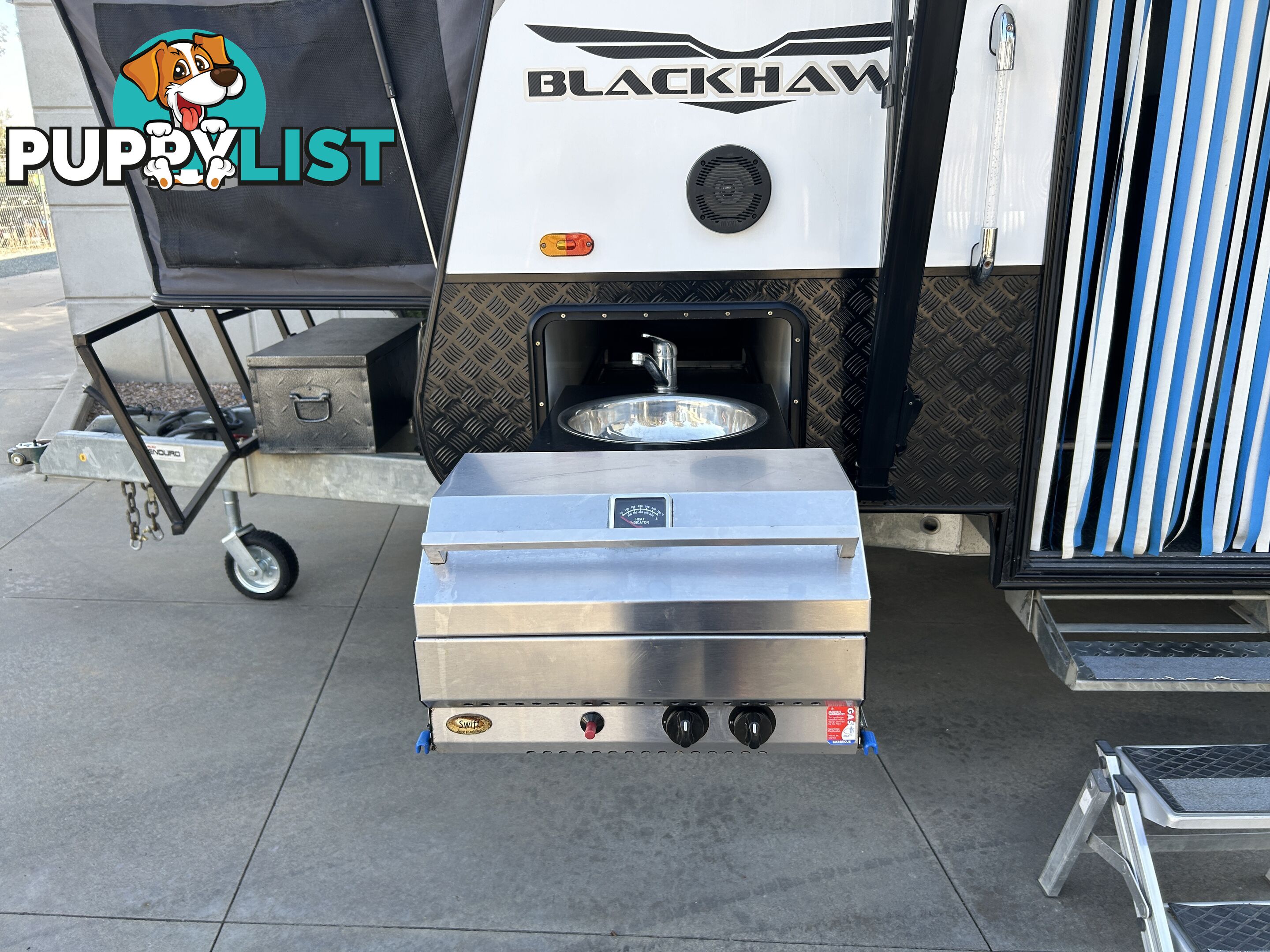 2017 TITAN BLACK HAWK 17Â6 CD POP TOP CARAVAN