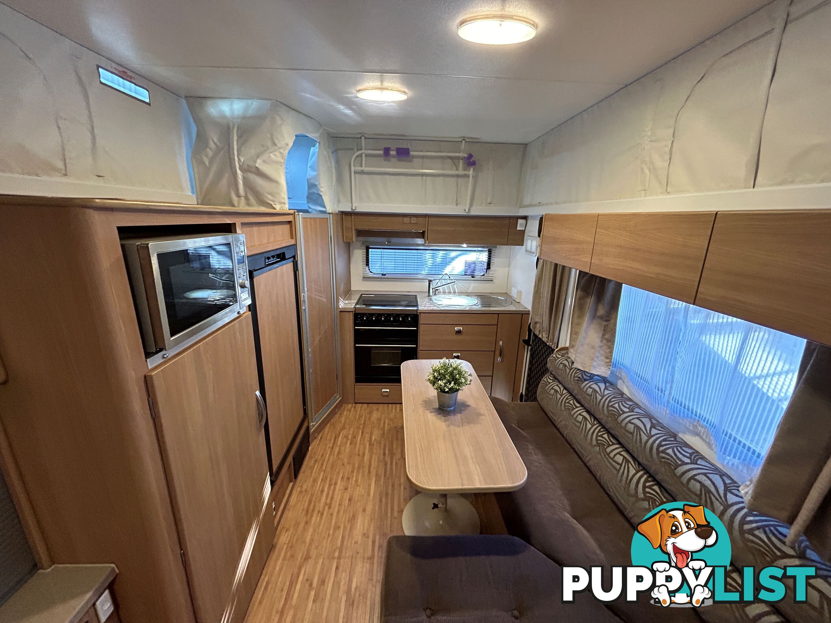 2013 JAYCO STERLING 18Â6 RD POP TOP CARAVAN