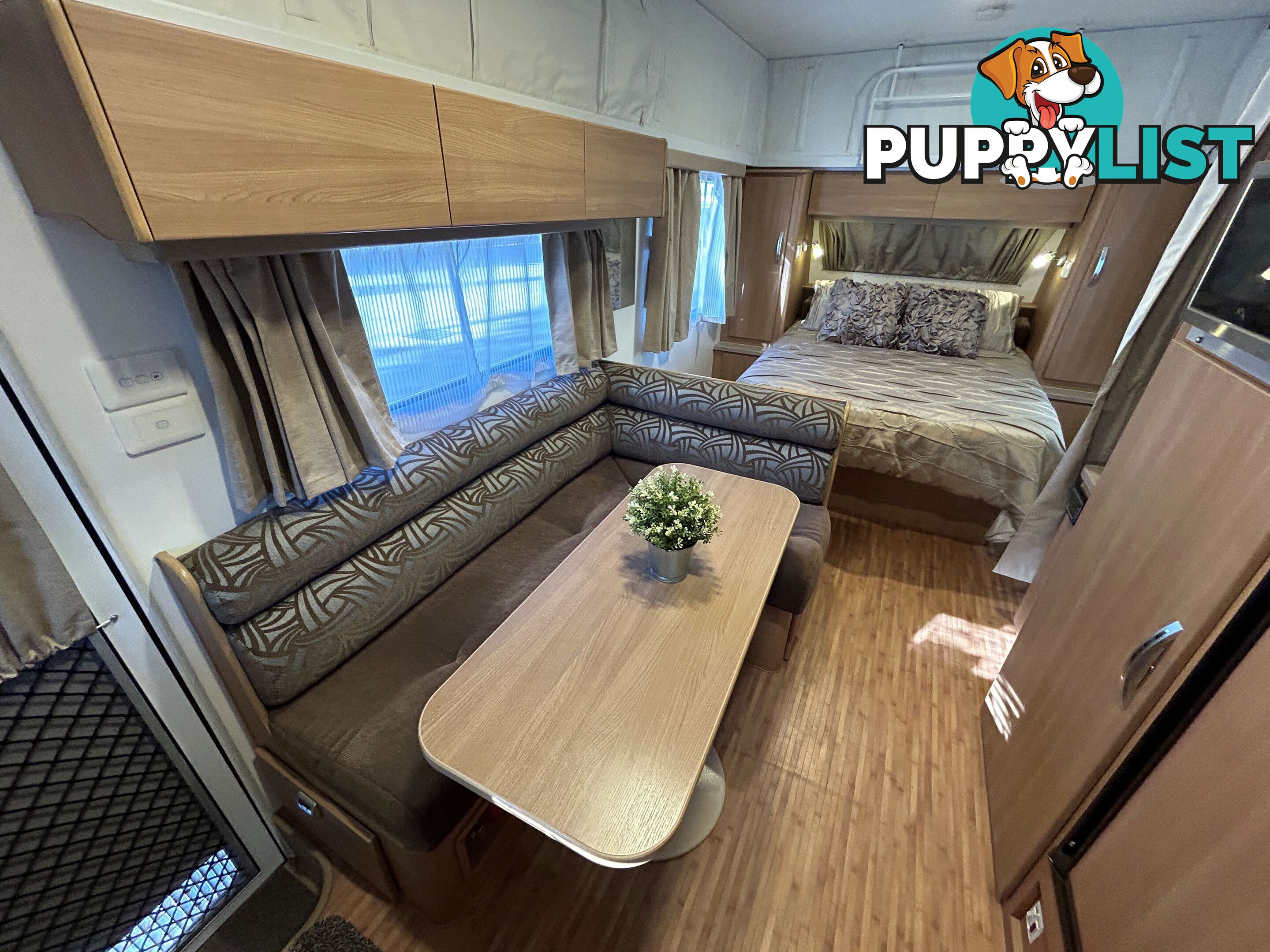 2013 JAYCO STERLING 18Â6 RD POP TOP CARAVAN