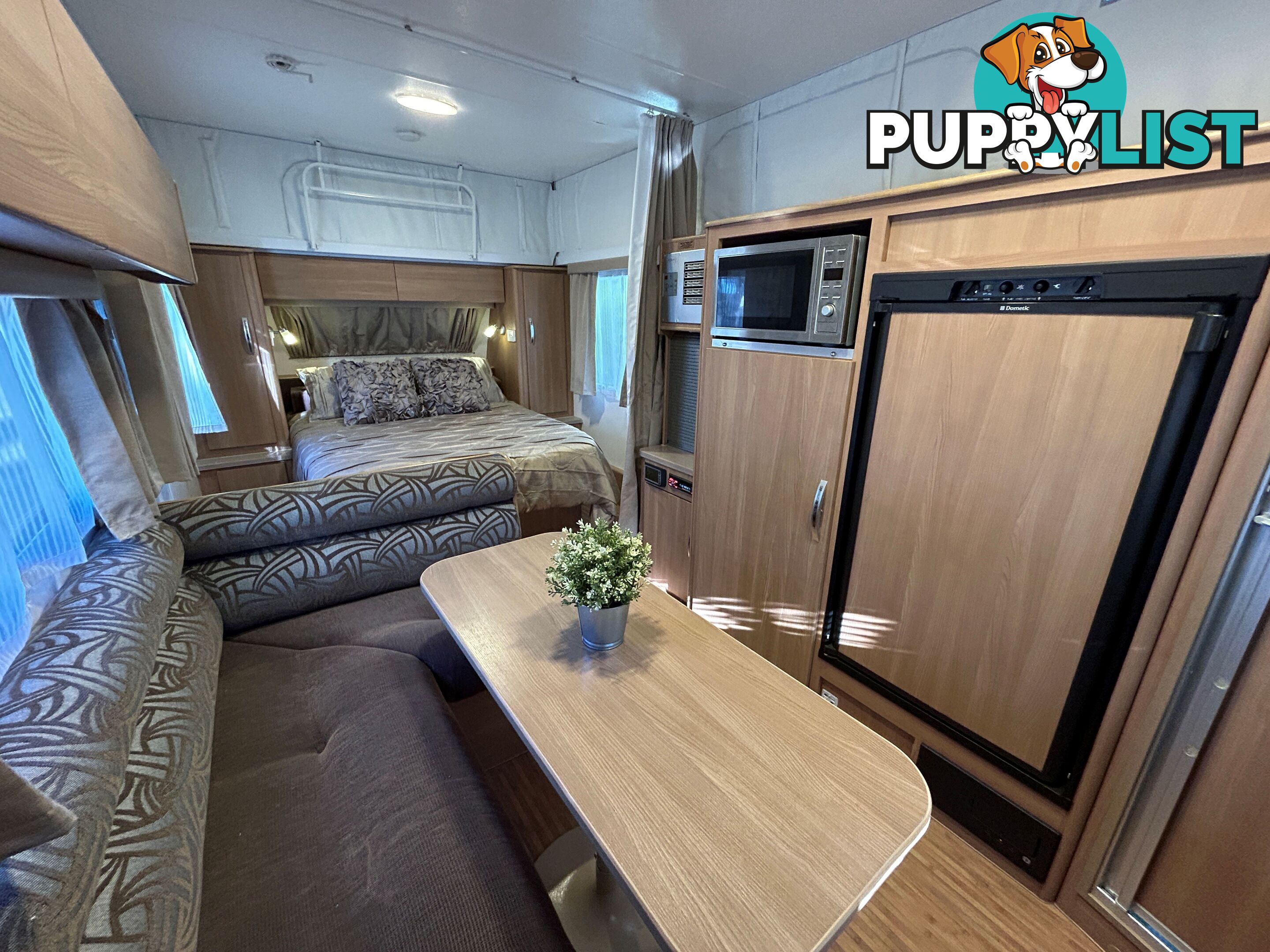 2013 JAYCO STERLING 18Â6 RD POP TOP CARAVAN