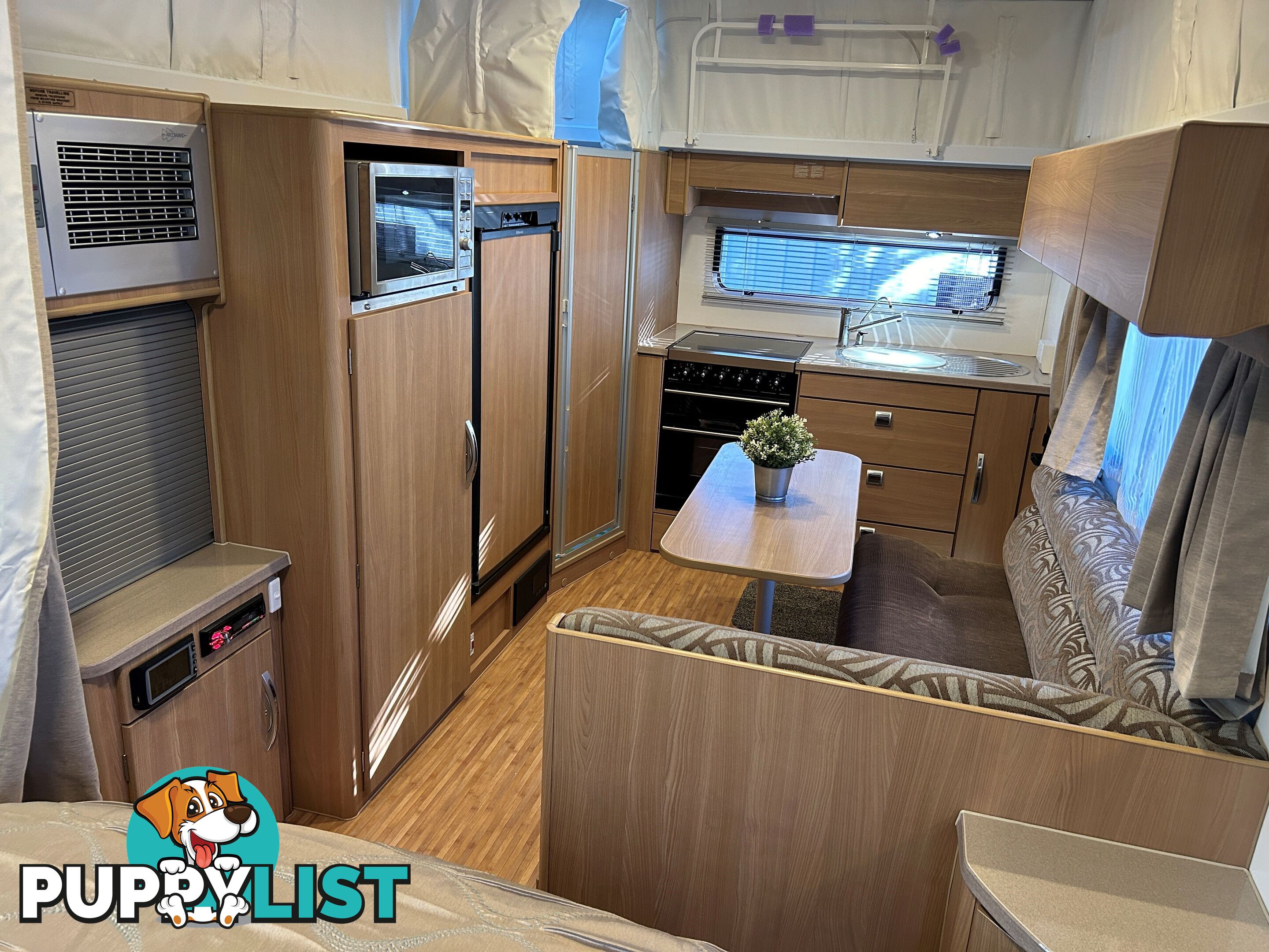 2013 JAYCO STERLING 18Â6 RD POP TOP CARAVAN