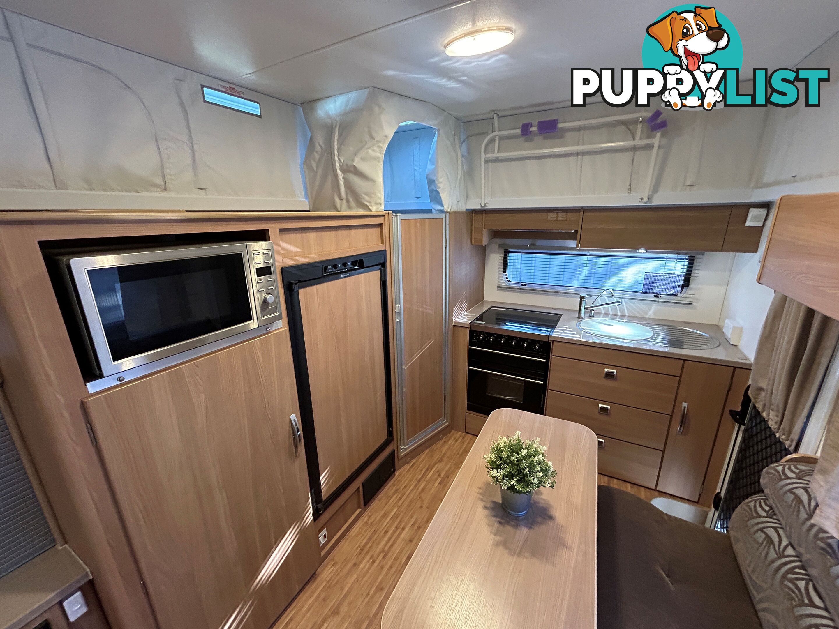 2013 JAYCO STERLING 18Â6 RD POP TOP CARAVAN