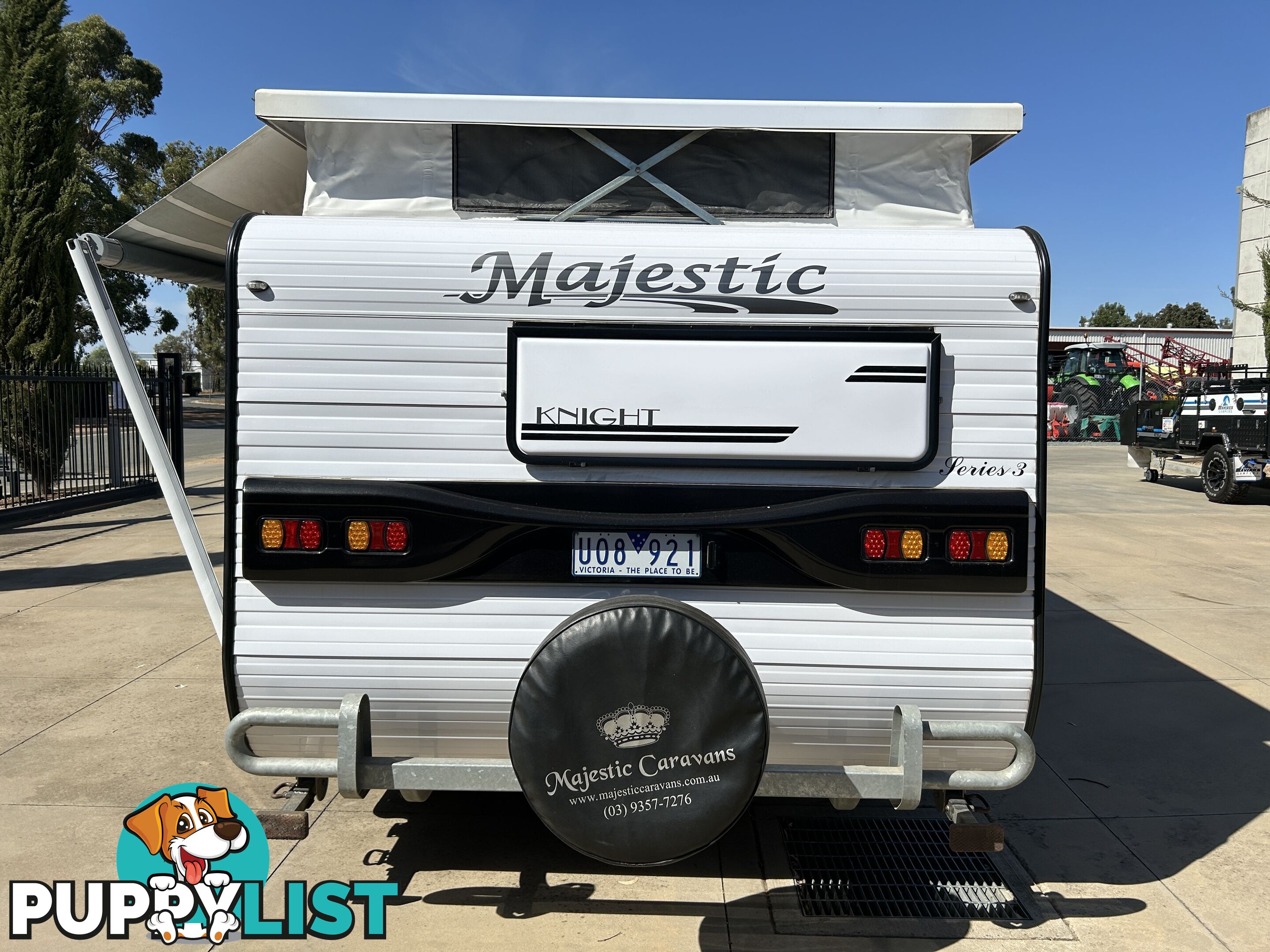 2011 MAJESTIC KNIGHT 19'6 RD POP TOP CARAVAN
