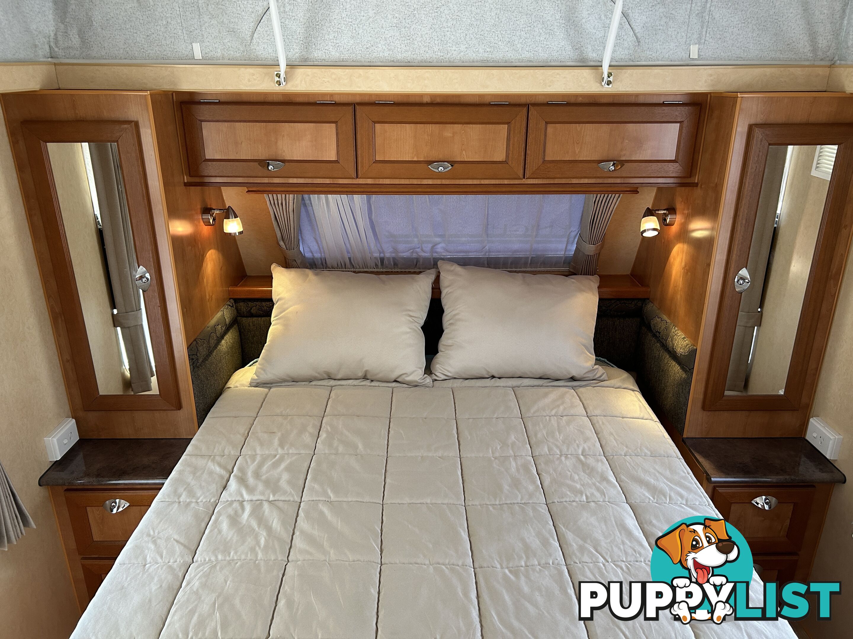 2011 MAJESTIC KNIGHT 19'6 RD POP TOP CARAVAN