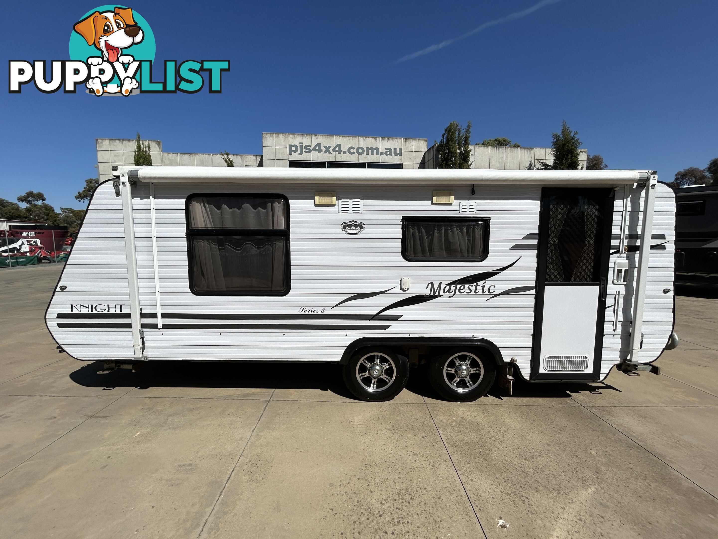 2011 MAJESTIC KNIGHT 19'6 RD POP TOP CARAVAN