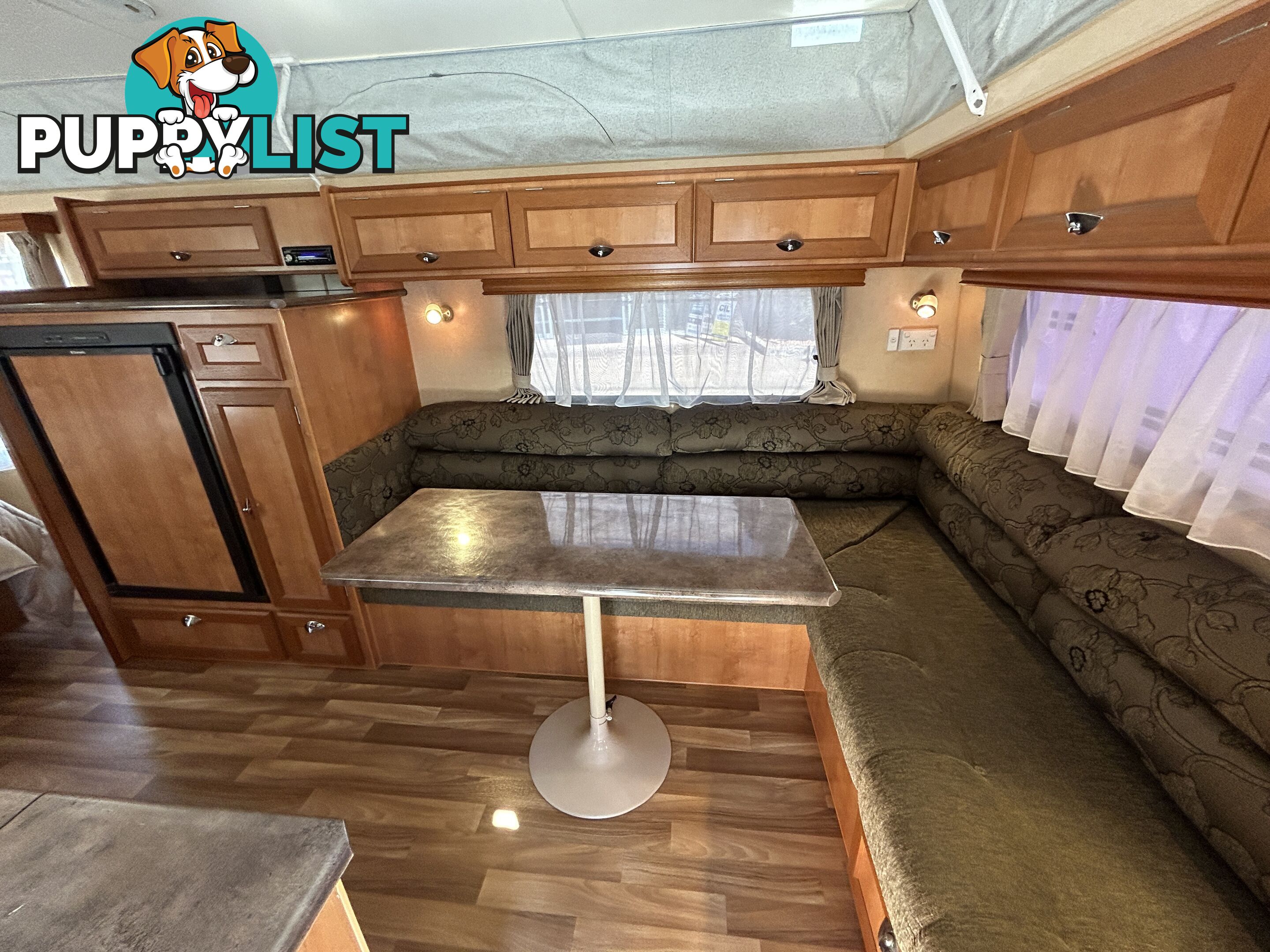 2011 MAJESTIC KNIGHT 19'6 RD POP TOP CARAVAN