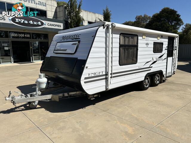 2011 MAJESTIC KNIGHT 19'6 RD POP TOP CARAVAN