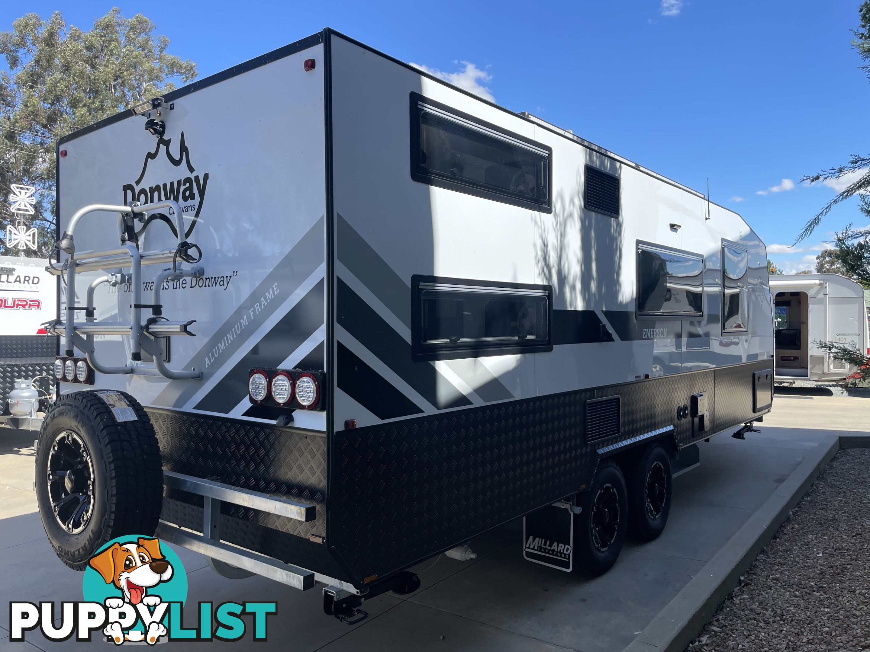 2023 DONWAY EMERSON 22' CD DOUBLE BUNK CARAVAN