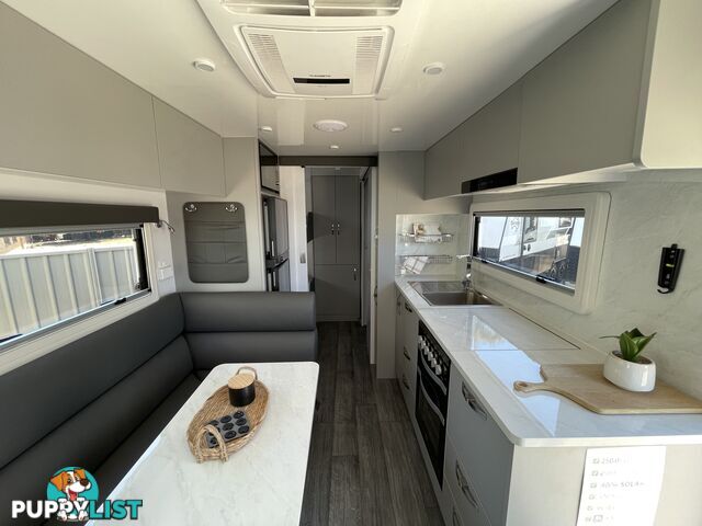 2023 DONWAY EMERSON 22' CD DOUBLE BUNK CARAVAN