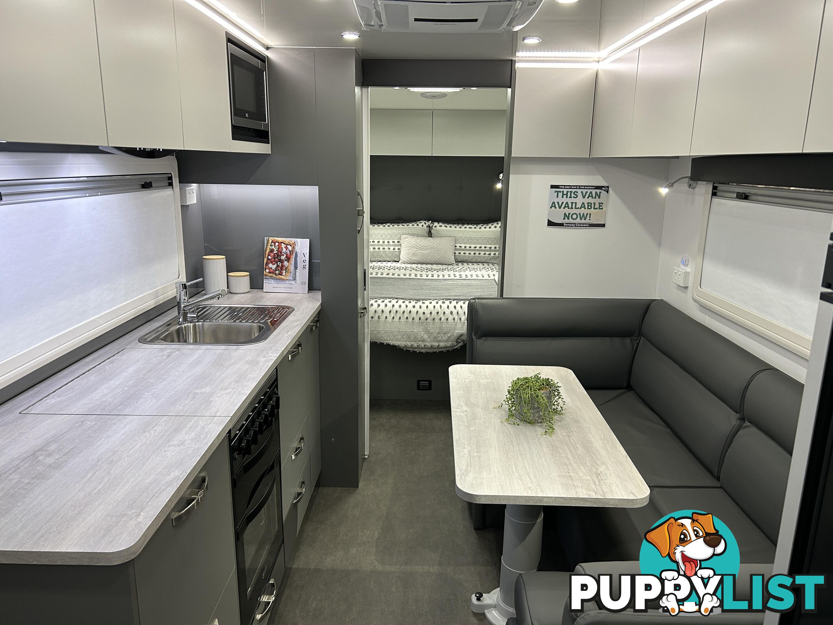 2025 DONWAY THE DON JR 22′ RD CARAVAN