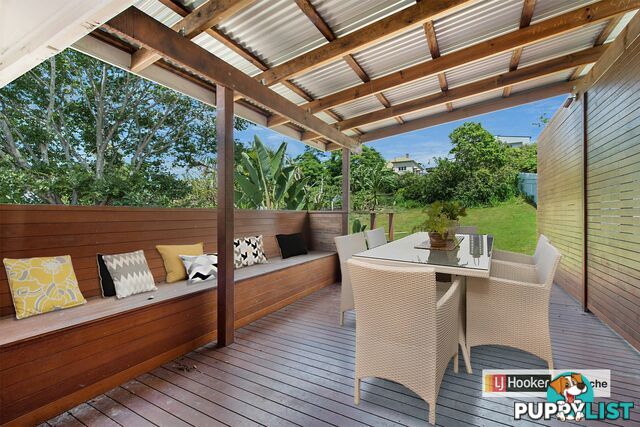 6 Wolsey Street SANDGATE QLD 4017