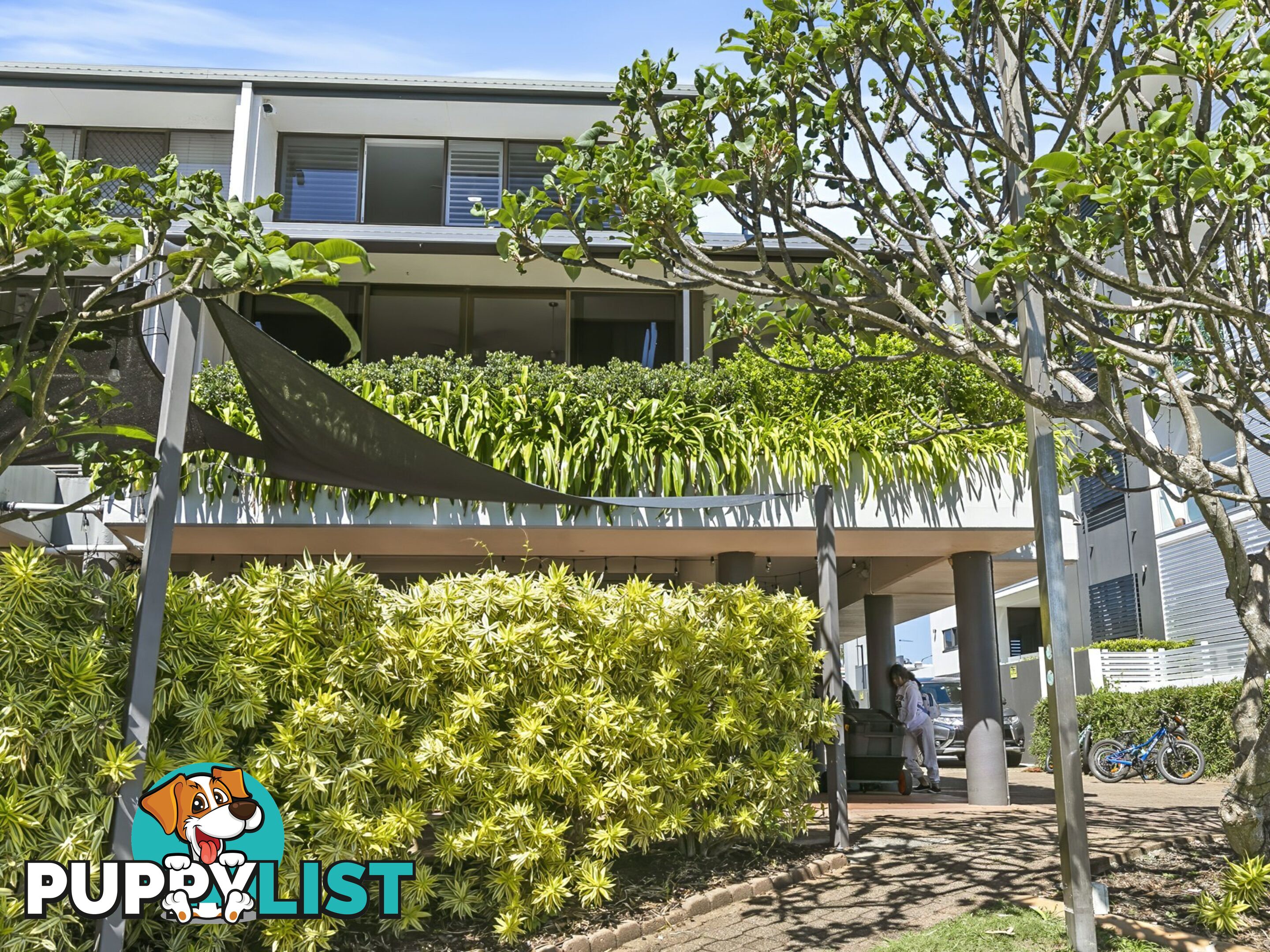 2/9-11 Spinnaker Drive SANDSTONE POINT QLD 4511