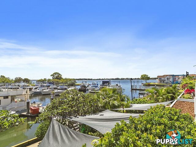 2/9-11 Spinnaker Drive SANDSTONE POINT QLD 4511