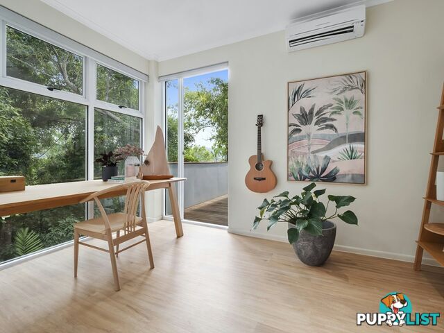 15 Dowsett Close YORKEYS KNOB QLD 4878
