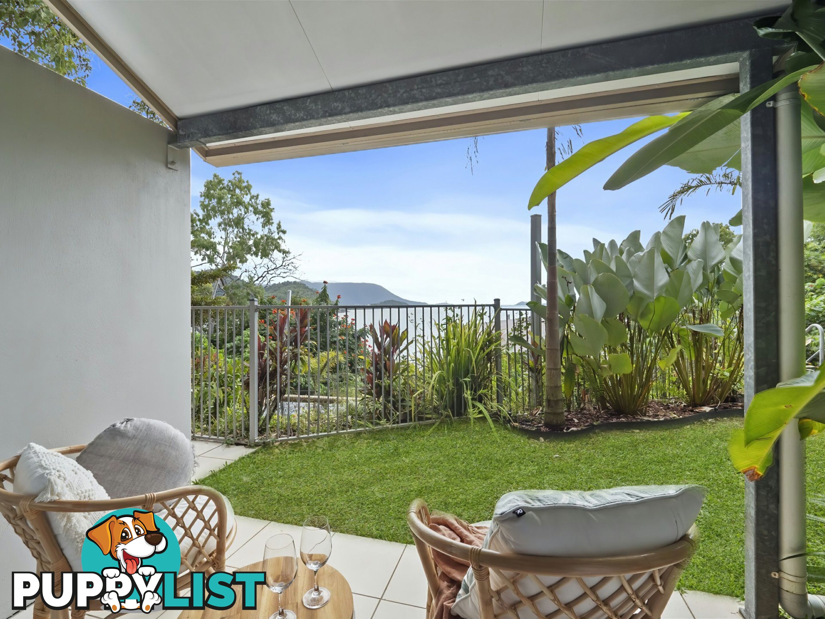 15 Dowsett Close YORKEYS KNOB QLD 4878