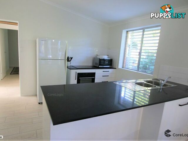 2/15 Cumming Street BONGAREE QLD 4507