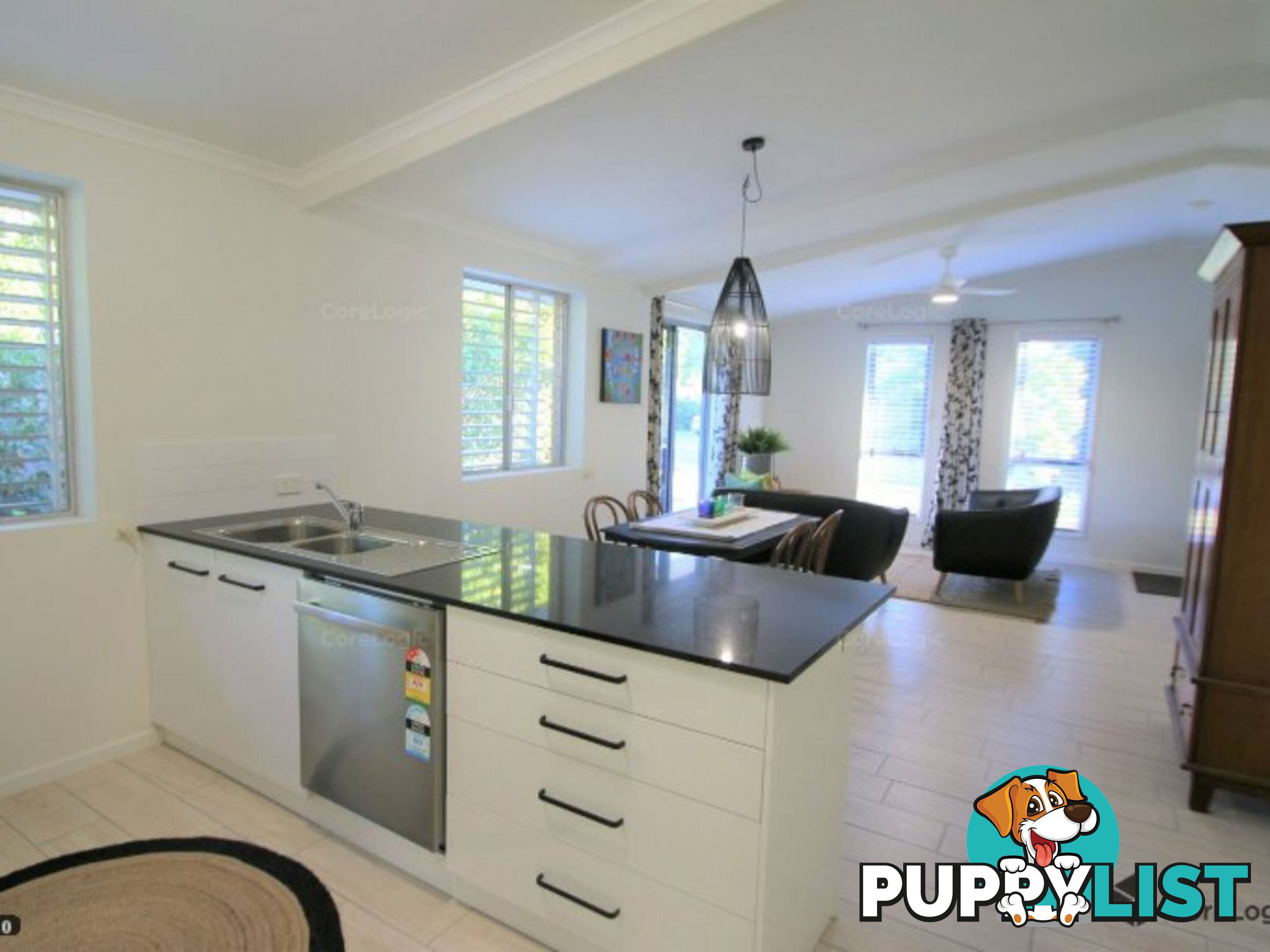 2/15 Cumming Street BONGAREE QLD 4507