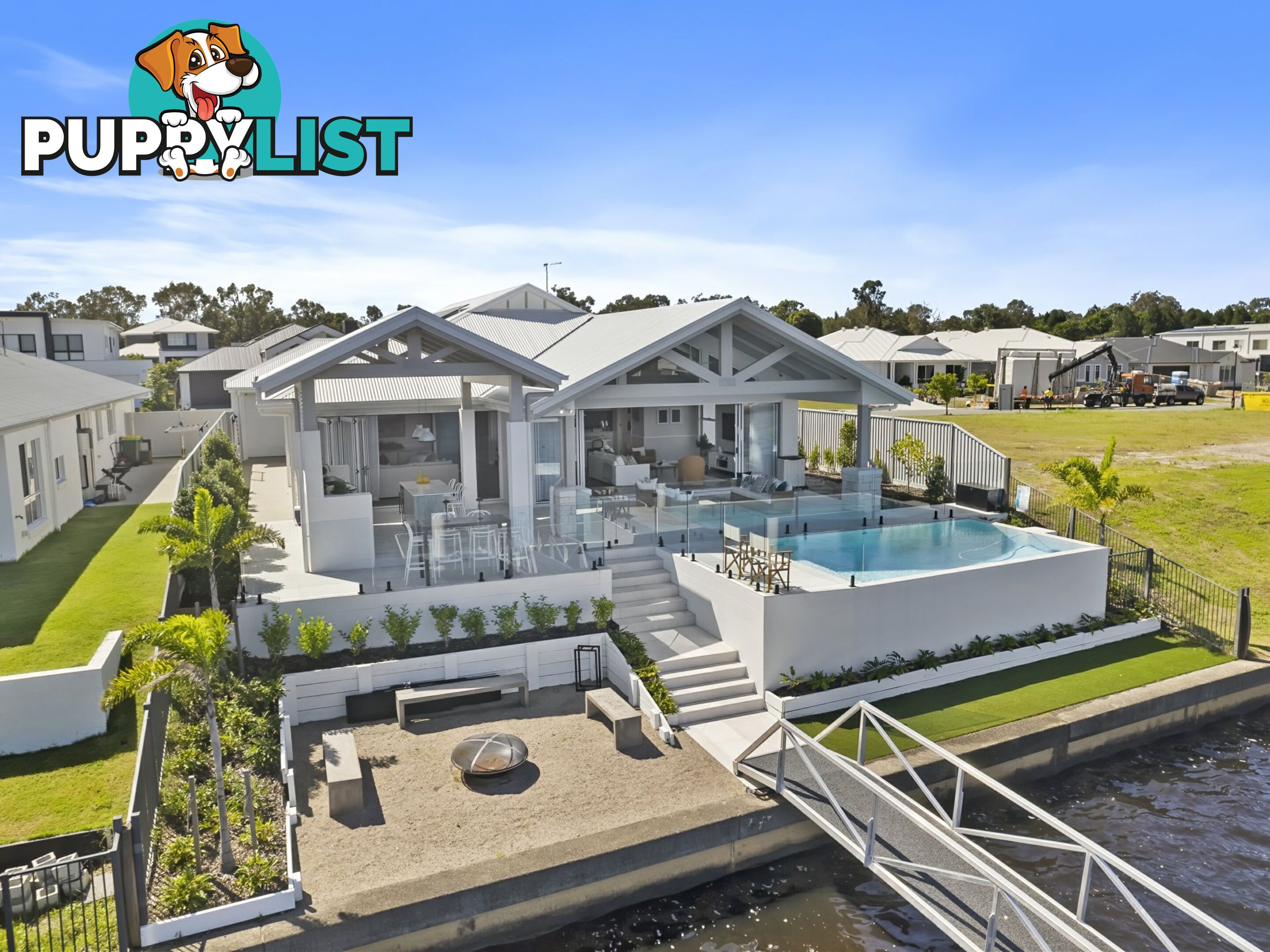 156 Cosmos Avenue BANKSIA BEACH QLD 4507